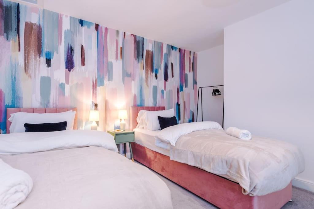 Вілла 5 Bed Salford Sanctuary Retreat Манчестер Екстер'єр фото